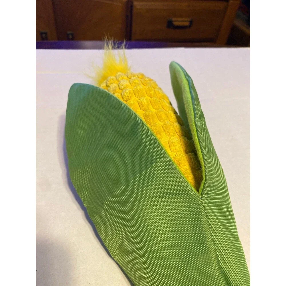 BARK BarkBox Corn on the Slob Dog Toy Squeaker - GUC Size: M/L